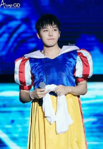 bigbang重庆演唱会权志龙cos黄飞鸿图