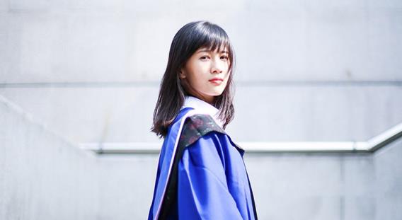 papi酱首次直播App