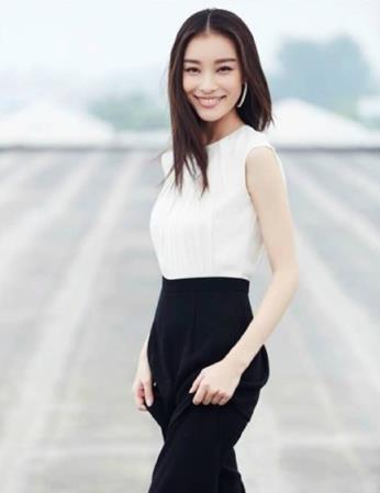 倪妮街拍生活照图片大全集