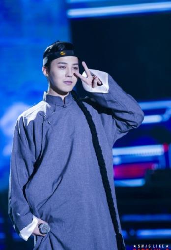 bigbang重庆演唱会权志龙cos黄飞鸿图