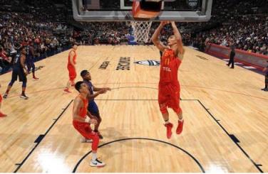 中国男篮vs美国男篮热身赛直播app