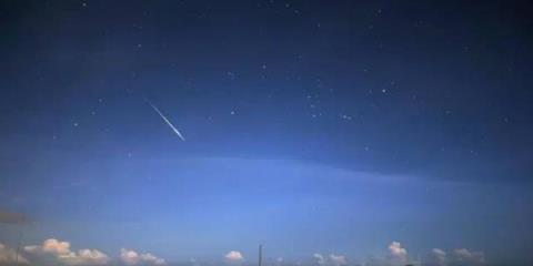 8月12日英仙座流星雨全程直播app
