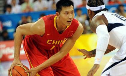 中国男篮vs美国男篮热身赛直播app