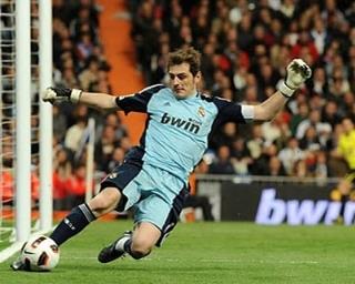 足球守卫队无限金币版